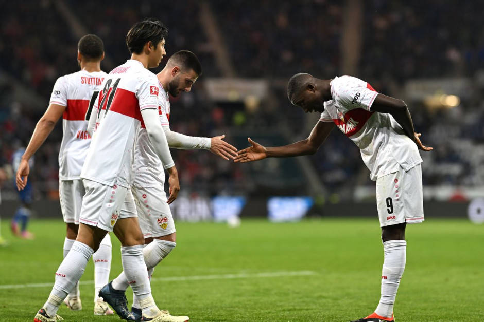 斯图加特战胜对手,走上联赛榜首巅峰(斯图加特战胜对手,走上联赛榜首巅峰是谁) 斯图加特战胜对手,走上联赛榜首巅峰(斯图加特战胜对手,走上联赛榜首巅峰是谁)