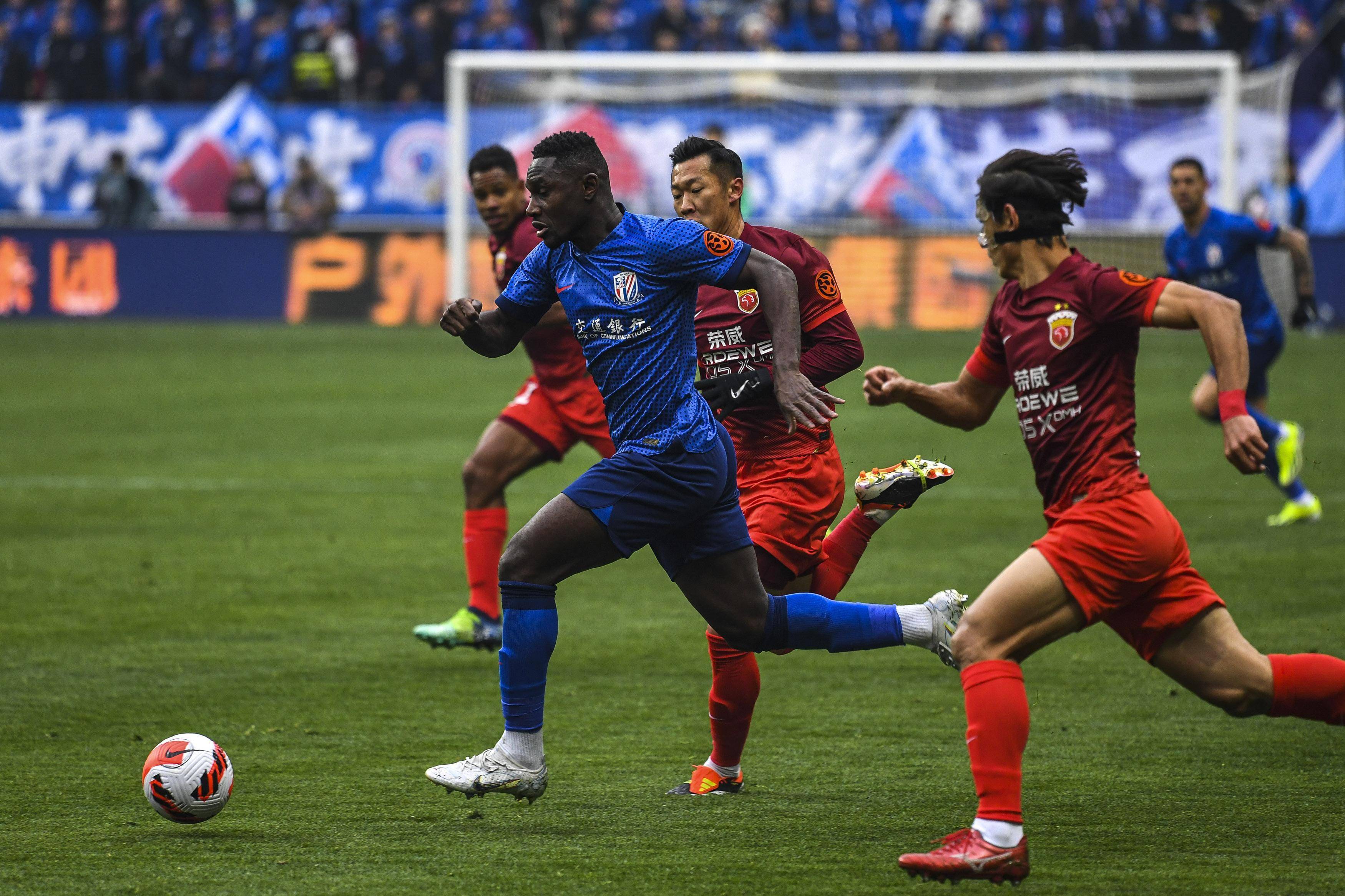 包含上海队爆发神级表现,全国篮球锦标赛被彻底压制,进球的词条 包含上海队爆发神级表现,全国篮球锦标赛被彻底压制,进球的词条