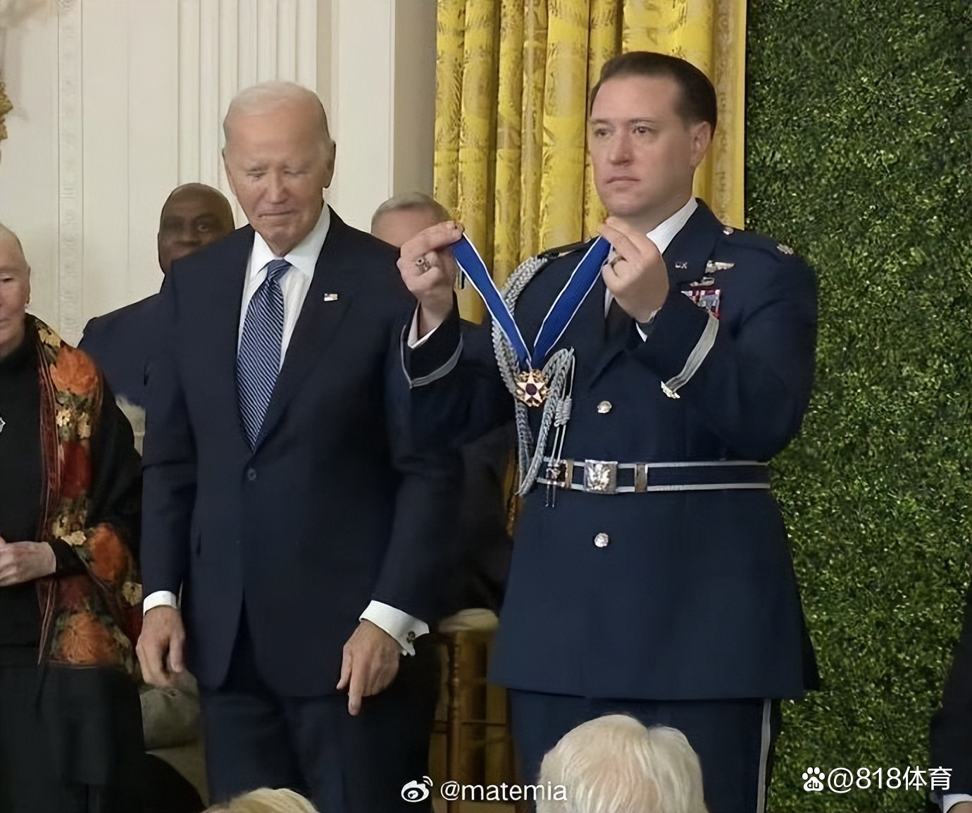 爱游戏电竞-梅西受邀出席普利策奖颁奖典礼,受关注