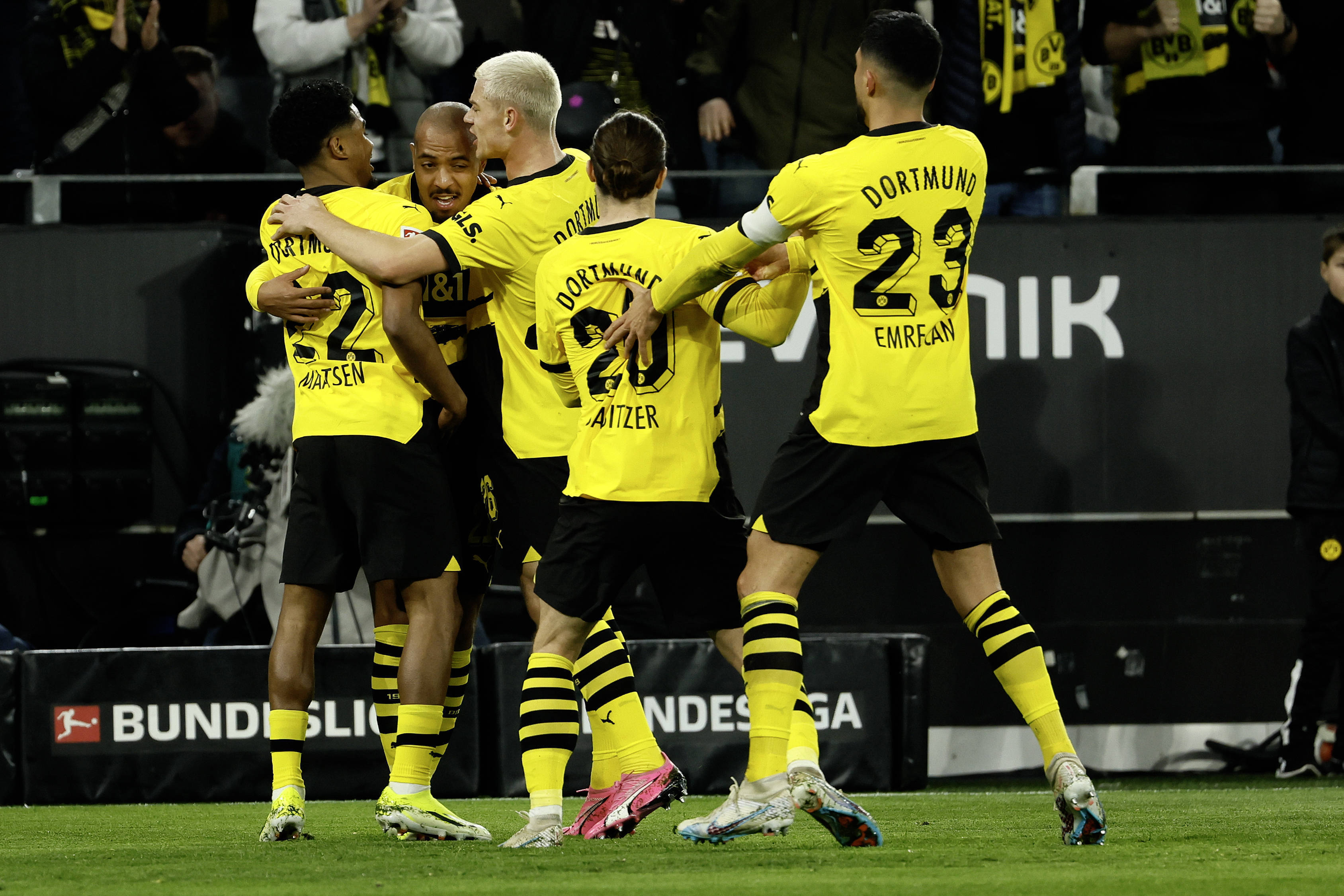 爱游戏网页版入口-包含法兰克福客场逼平多特蒙德,坚守不败声誉的词条