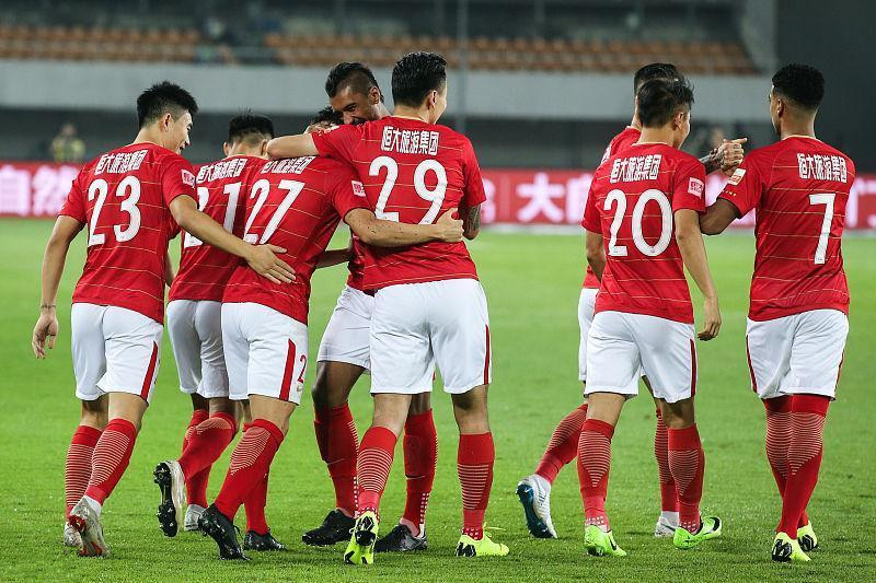 贵州恒丰主场大败上海上港,连败局面难解的简单介绍 贵州恒丰主场大败上海上港,连败局面难解的简单介绍