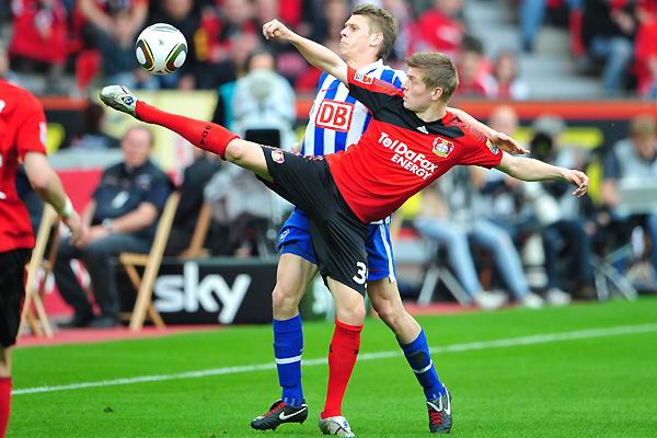 爱游戏官方-竞技之巅:柏林赫塔对决莱比锡巨星的简单介绍