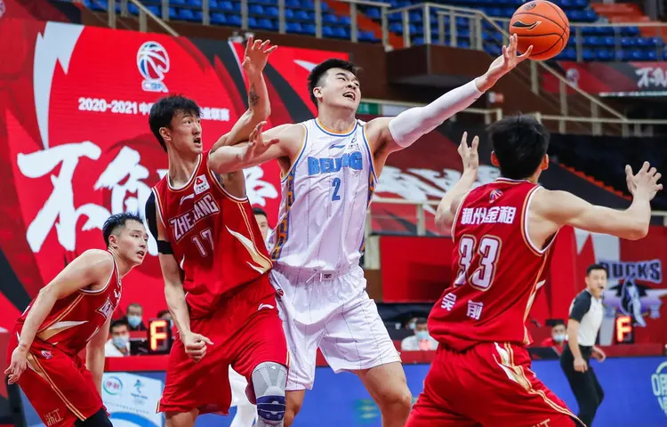 爱游戏app下载地址-关于华东男篮豪取连胜,逐渐稳住榜首位置的信息