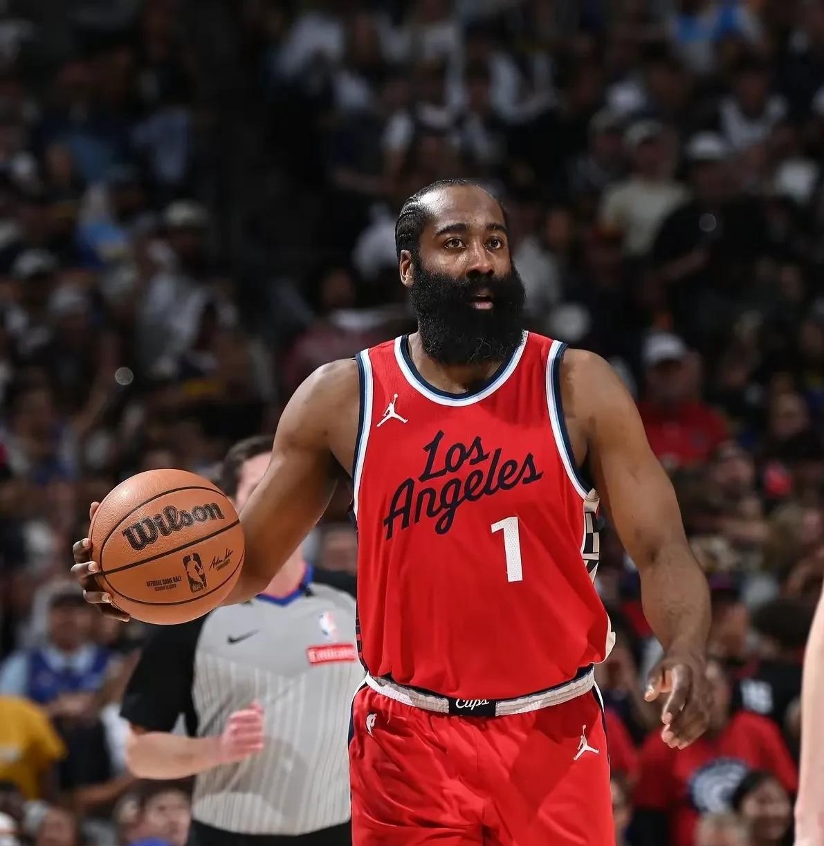 火箭队连胜!詹姆斯哈登表现出色! 火箭队连胜!詹姆斯哈登表现出色!