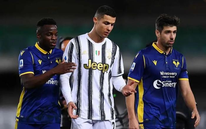 爱游戏链接-包含尤文图斯客场逼平维罗纳，C罗梅开二度建功的词条