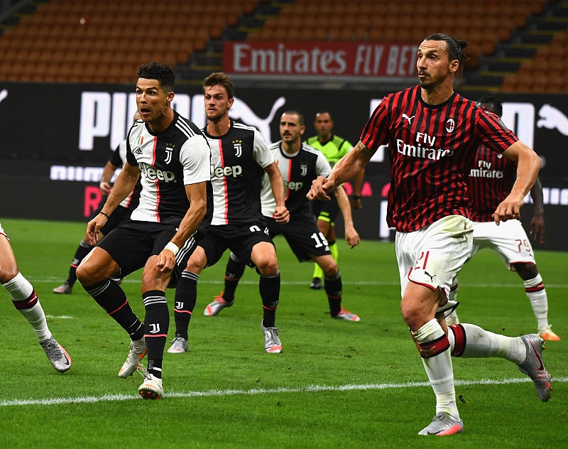 尤文图斯豪取三分,稳坐小组榜首的简单介绍 尤文图斯豪取三分,稳坐小组榜首的简单介绍