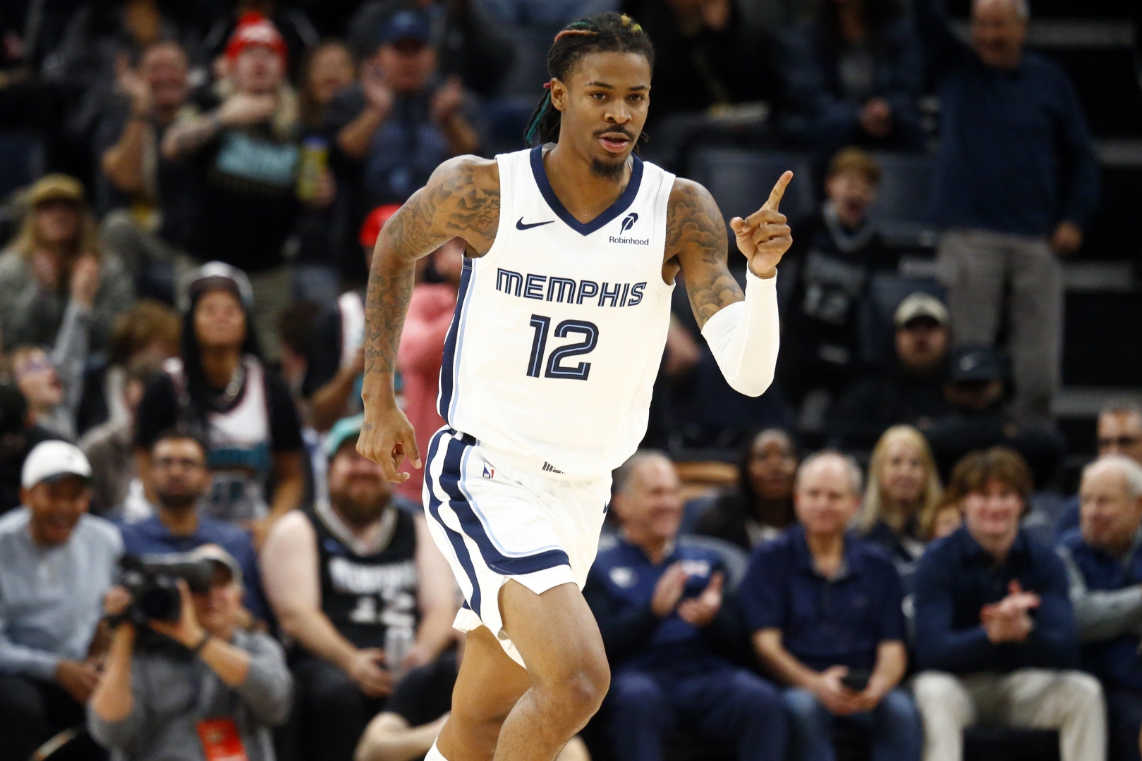 关于灰熊队主力受伤,将缺席季后赛系列赛的信息 关于灰熊队主力受伤,将缺席季后赛系列赛的信息