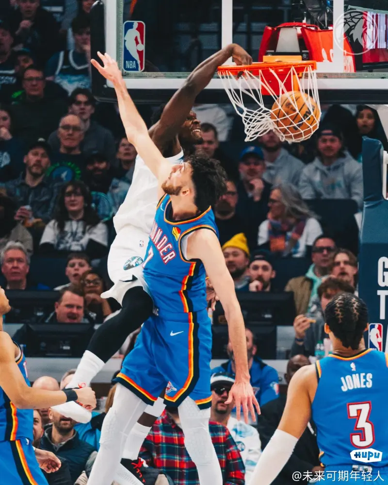 精彩瞬间!球员突破封盖斩获得分的简单介绍 精彩瞬间!球员突破封盖斩获得分的简单介绍