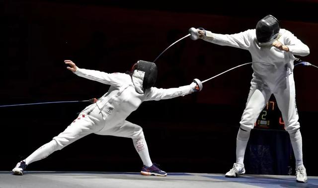 加拿大击败澳大利亚获得击剑胜利