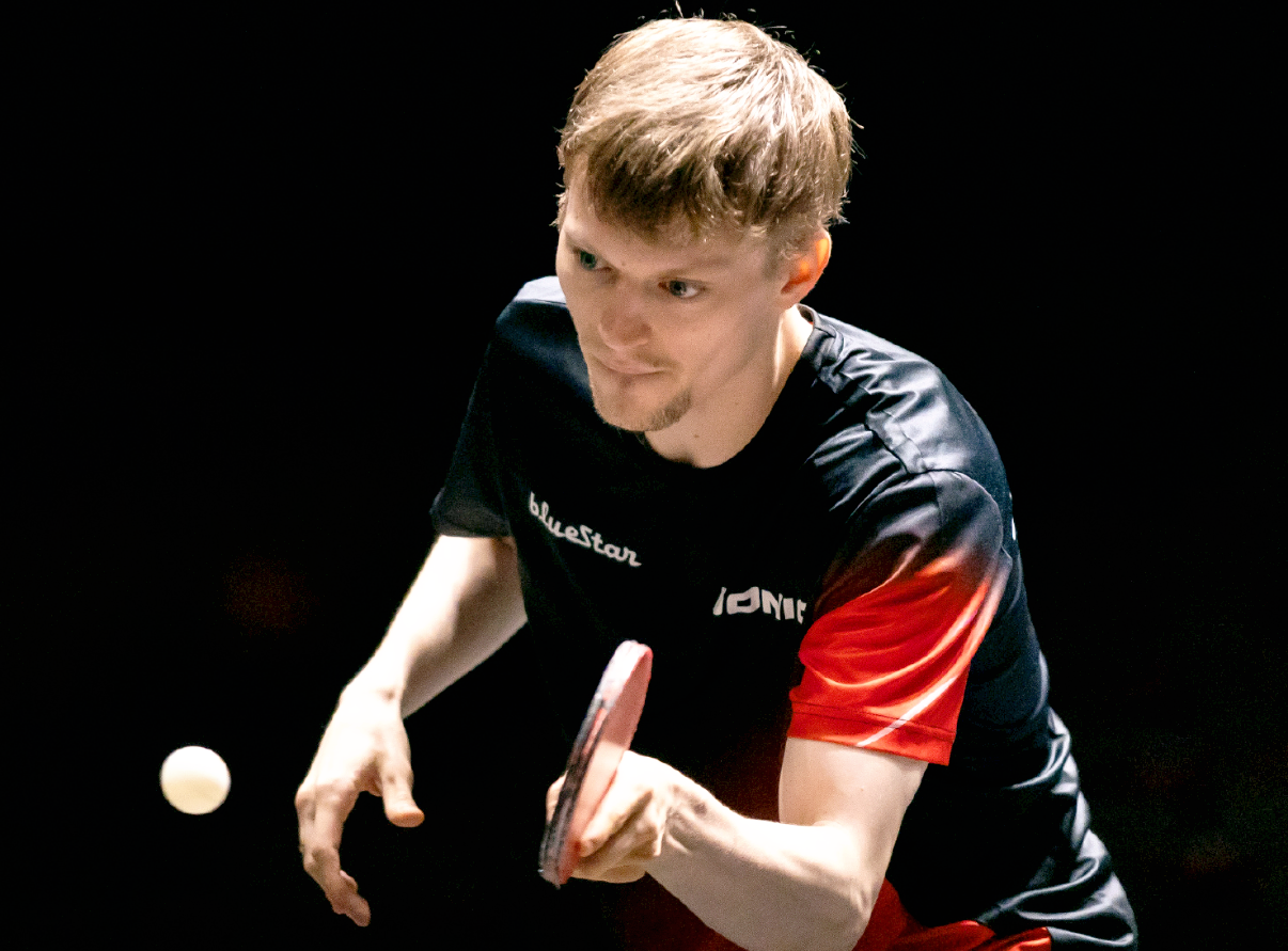 丹麦射击选手能够取得佳绩,欢呼胜利 丹麦射击选手能够取得佳绩,欢呼胜利