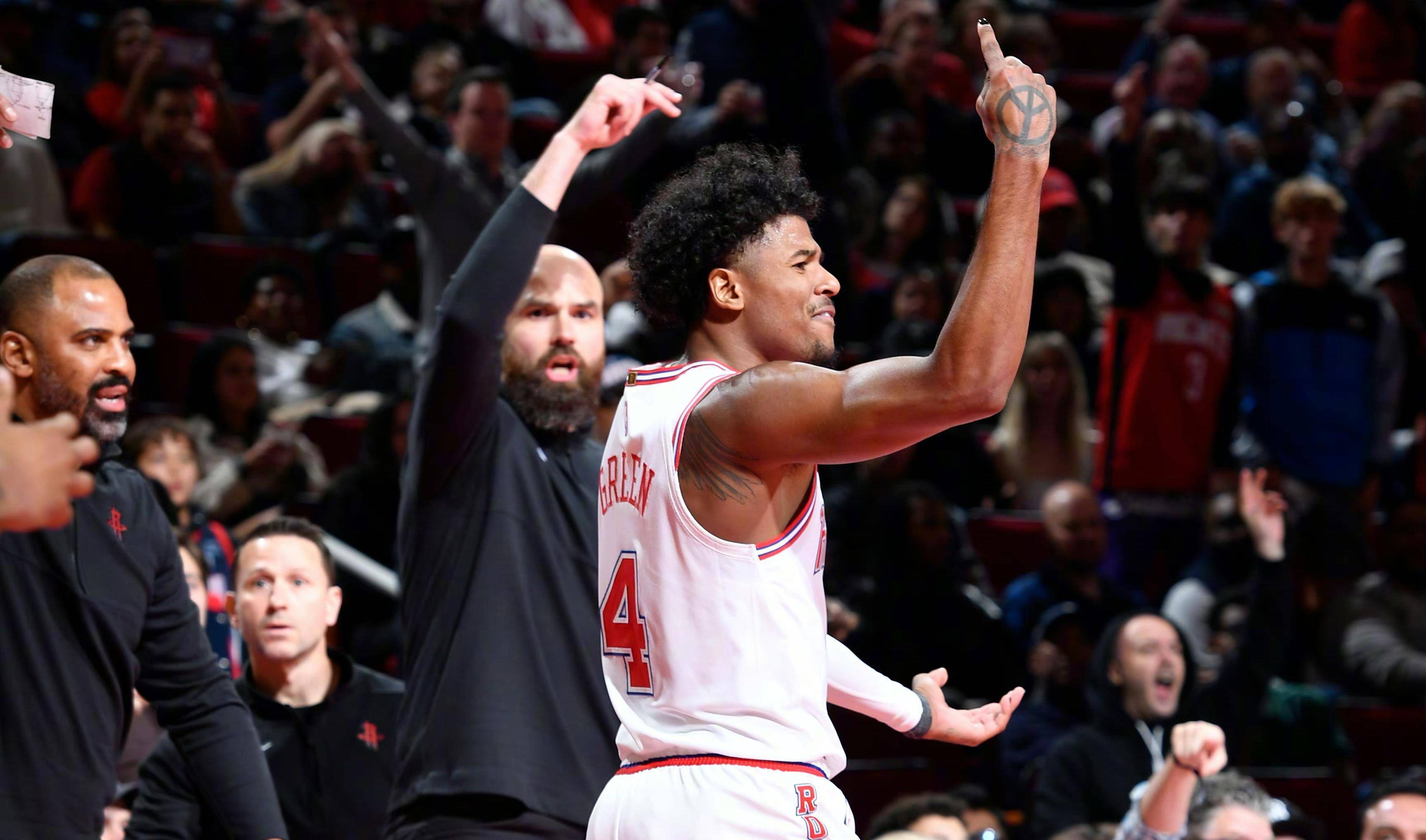 活塞惜败篮网,遗憾结束连胜 活塞惜败篮网,遗憾结束连胜